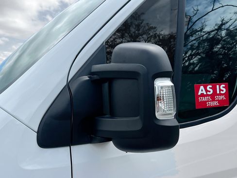 Used 2025 RAM ProMaster 2500 w/ Convenience Group image 12