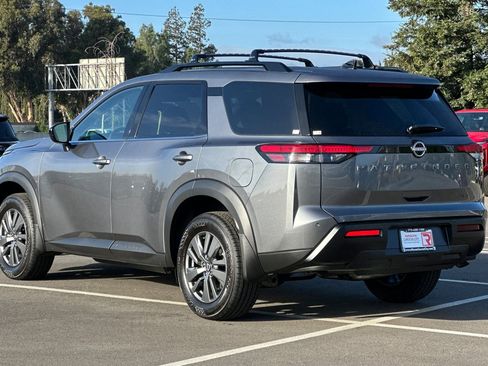 New 2026 Nissan Pathfinder SV AWD/4WD image 6