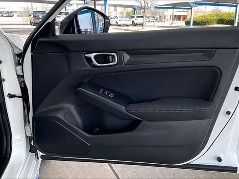 Certified 2025 Honda Civic Sport image 22
