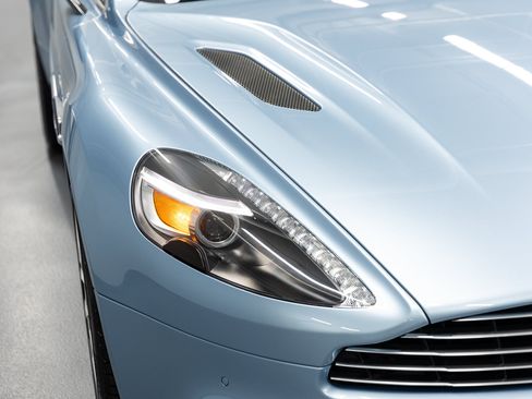 Used 2016 Aston Martin Vanquish Volante RWD image 13