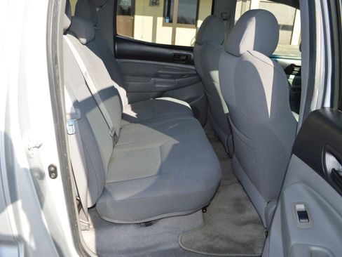 Used 2008 Toyota Tacoma PreRunner image 25