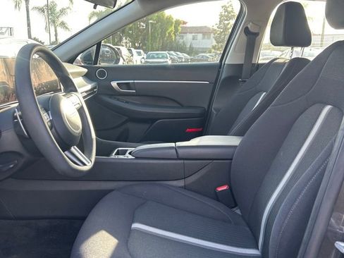 Used 2025 Hyundai Sonata SEL FWD image 8