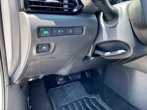 Used 2021 Nissan Sentra SV FWD image 28