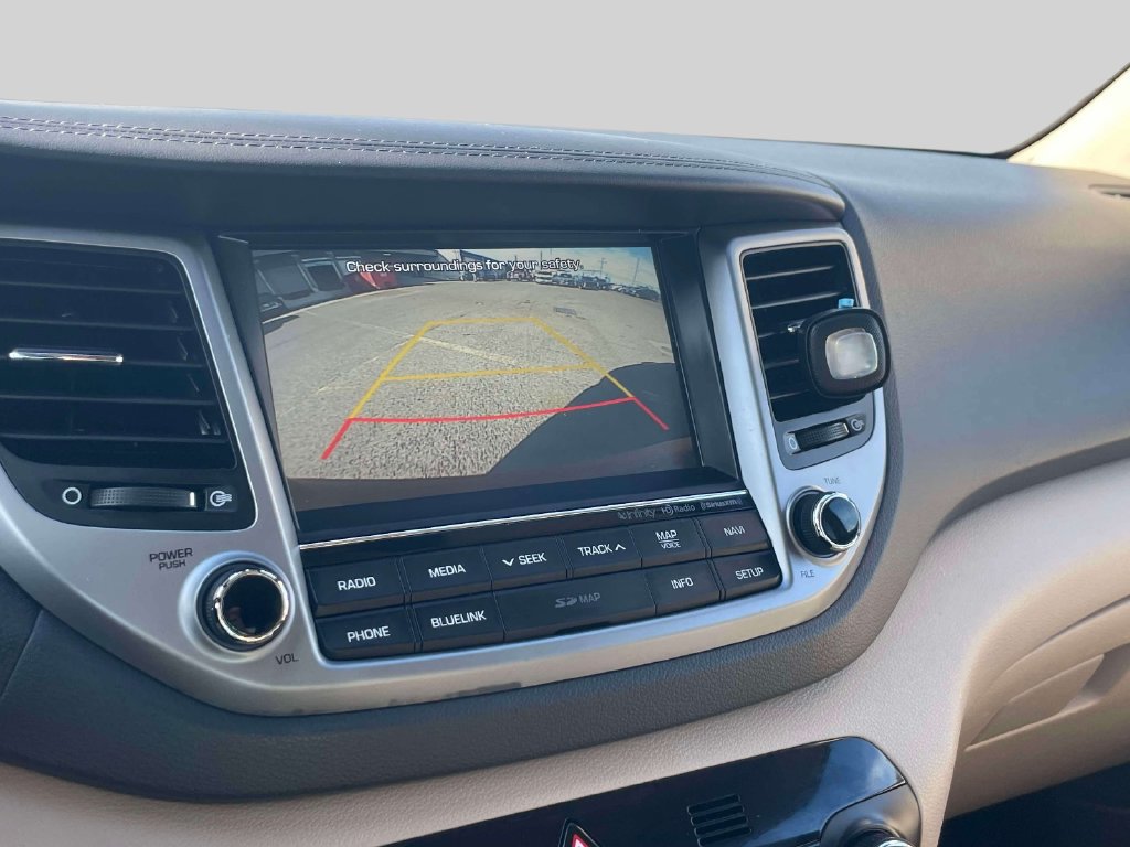 Used 2017 Hyundai Tucson SE Plus AWD/4WD image 29