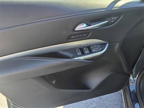 Used 2020 Cadillac XT4 Premium Luxury image 21