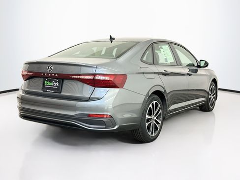 Used 2025 Volkswagen Jetta Sport FWD image 9