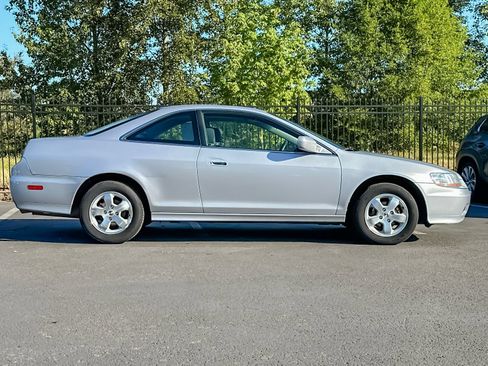 Used 2001 Honda Accord EX image 2