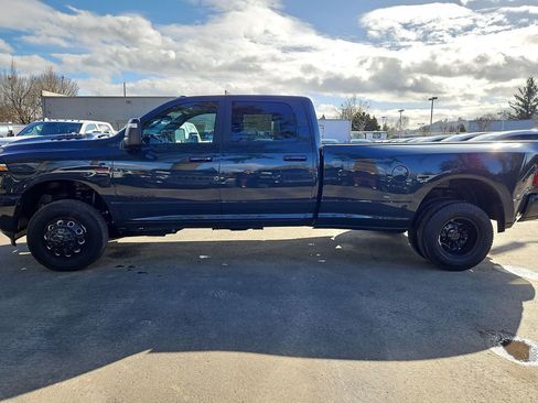 New 2026 RAM 3500 Laramie w/ Night Edition AWD/4WD image 4