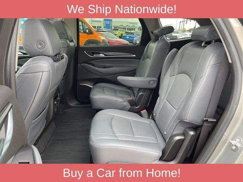 Used 2018 Buick Enclave Premium w/ Experience Buick Package FWD image 11