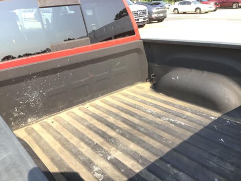Used 2017 RAM 1500 Laramie w/ Convenience Group AWD/4WD image 17