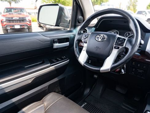 Used 2016 Toyota Tundra Limited w/ Limited Premium Package AWD/4WD image 11
