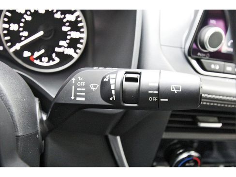 Certified 2023 Nissan Rogue SV image 16