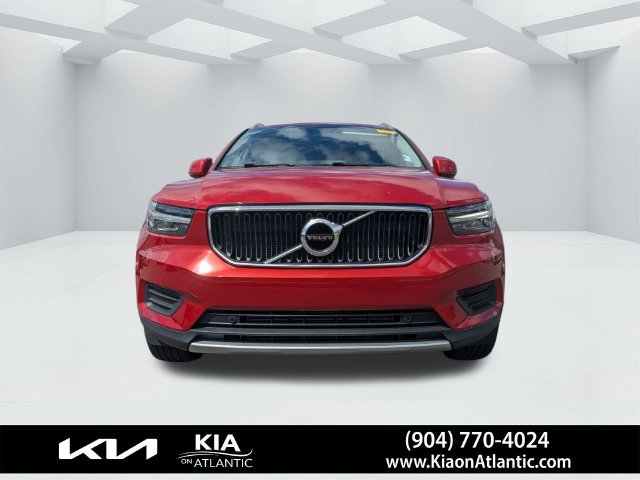 Used 2020 Volvo XC40 T5 Momentum w/ Protection Package Premier AWD/4WD image 8