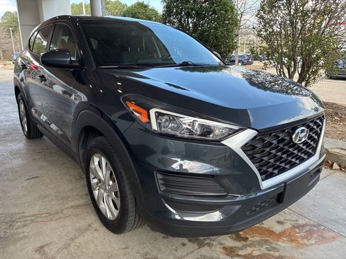 Used 2019 Hyundai Tucson SE image 4