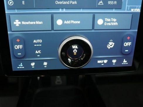 Used 2025 Ford Mustang Mach-E Premium AWD/4WD image 25