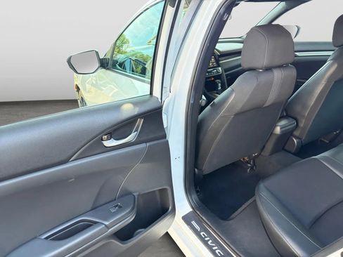 Used 2021 Honda Civic Sport image 14
