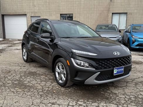 Used 2023 Hyundai Kona SEL w/ Cargo Package image 7
