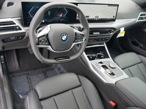 Used 2025 BMW 330i xDrive Sedan AWD/4WD image 12