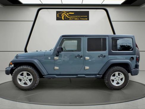 Used 2015 Jeep Wrangler Unlimited Sport w/ Quick Order Package 24S AWD/4WD image 2