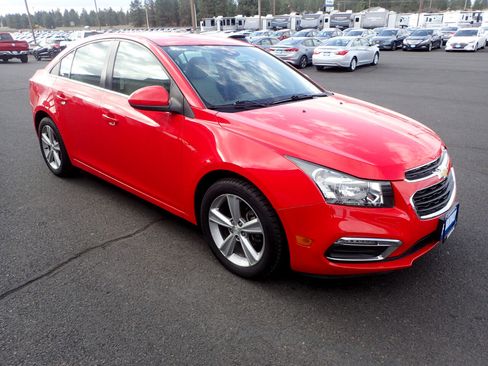 Used 2015 Chevrolet Cruze LT image 7