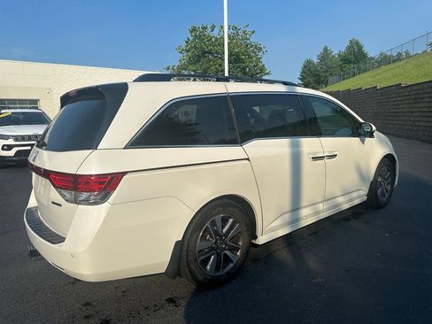 Used 2015 Honda Odyssey Touring image 10