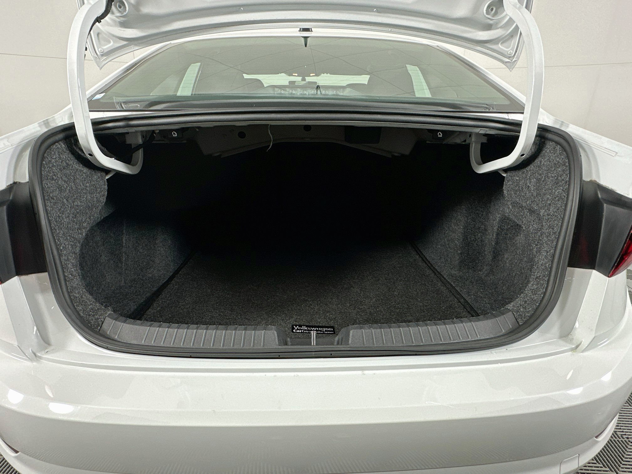 Used 2021 Volkswagen Jetta S w/ Driver Assistance Package FWD image 28