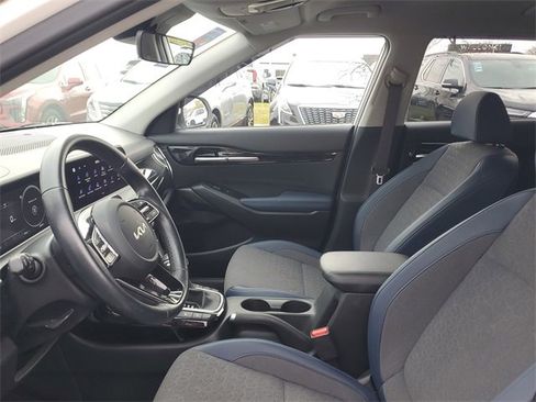 Certified 2024 Kia Seltos S image 16