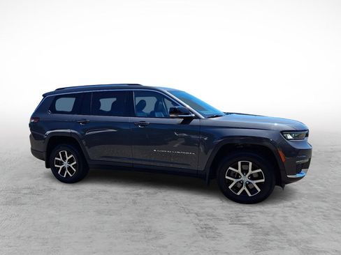 Used 2023 Jeep Grand Cherokee L Limited w/ MOPAR Finishing Package AWD/4WD image 6