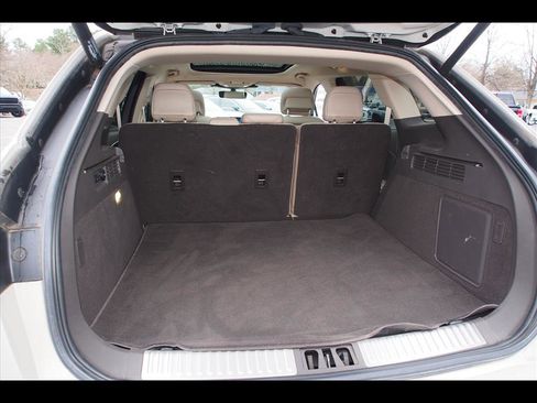 Used 2021 Lincoln Nautilus Reserve w/ Equipment Group 201A image 16