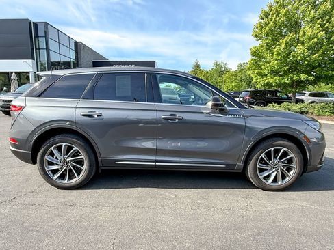 Used 2023 Lincoln Corsair AWD w/ Equipment Group 101A image 5