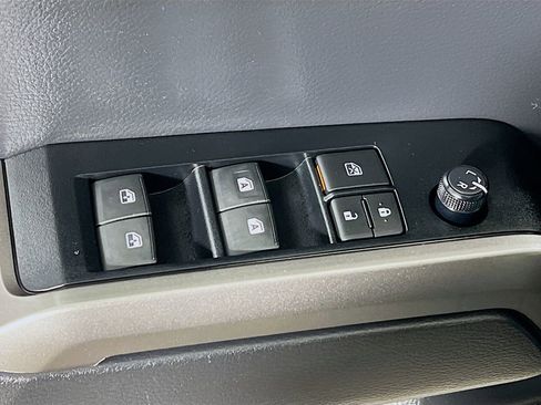 Used 2023 Toyota Tacoma 4x4 Double Cab w/ Trail Edition image 17