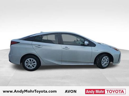 Used 2019 Toyota Prius LE image 7