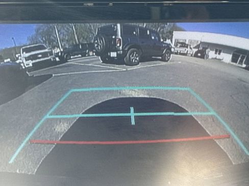 Used 2022 Toyota Corolla SE image 29