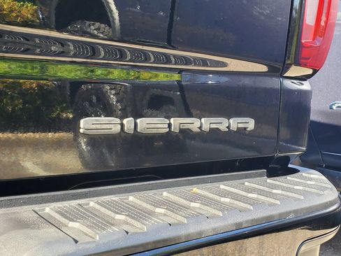Used 2024 GMC Sierra 1500 Denali w/ Technology Package AWD/4WD image 7