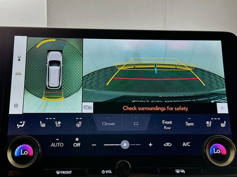 Used 2024 Lexus TX 500h AWD w/ Technology Package image 23