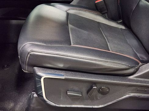 Used 2023 Ford F150 Lariat image 45