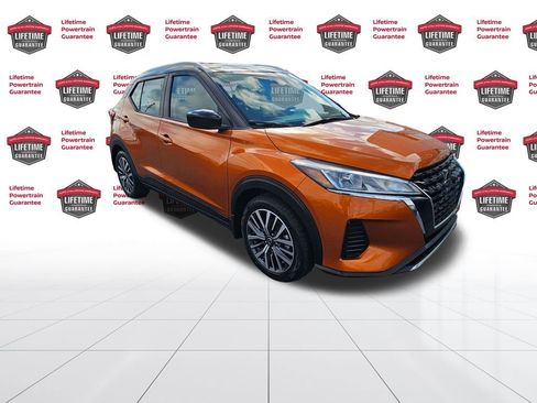 Used 2021 Nissan Kicks SV image 5