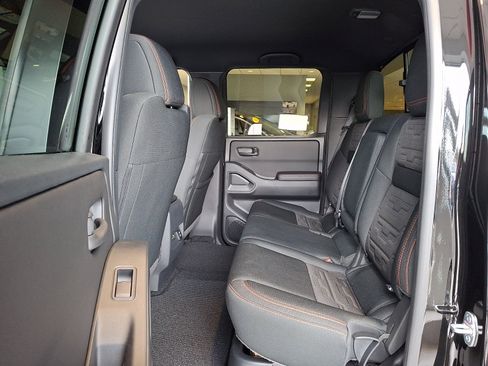 New 2026 Nissan Frontier PRO-4X w/ Pro-4x Convenience Package AWD/4WD image 7