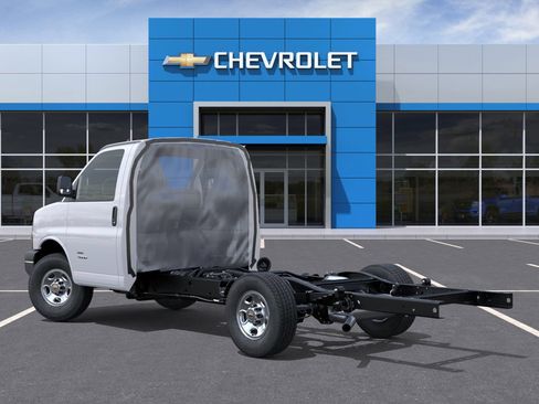 New 2025 Chevrolet Express 3500 w/ Power Convenience Package RWD image 26