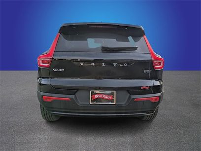 Used 2023 Volvo XC40 B5 Plus w/ Protection Package Premier