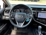 Used 2019 Toyota Camry SE image 5