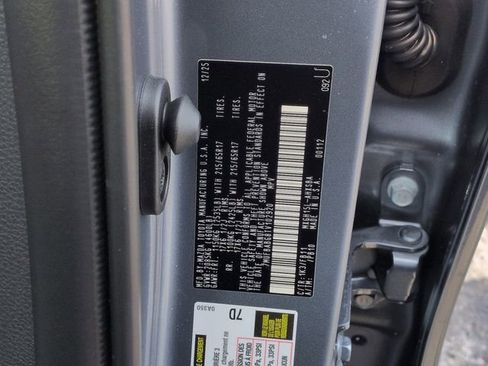 Certified 2026 Toyota Corolla Cross SE image 32