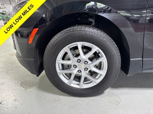Used 2023 Chevrolet Equinox LT AWD/4WD image 9