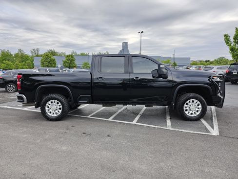 Used 2023 Chevrolet Silverado 3500 LT w/ Convenience Package AWD/4WD image 18