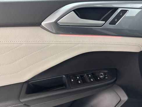 New 2026 Volkswagen Taos SEL AWD/4WD image 10
