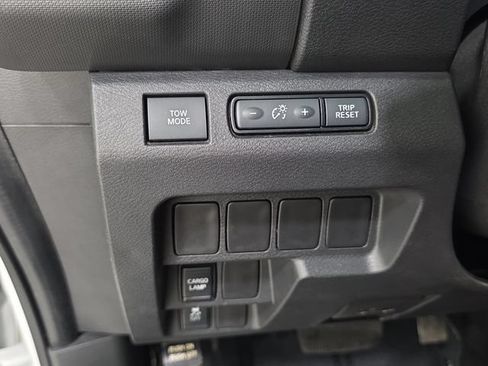 Used 2022 Nissan Frontier SV RWD image 26