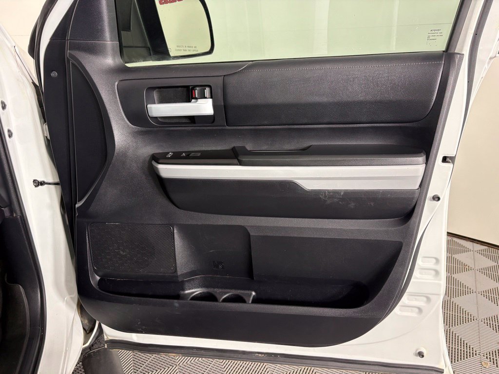 Used 2020 Toyota Tundra SR5 w/ SR5 Leather Package AWD/4WD image 37