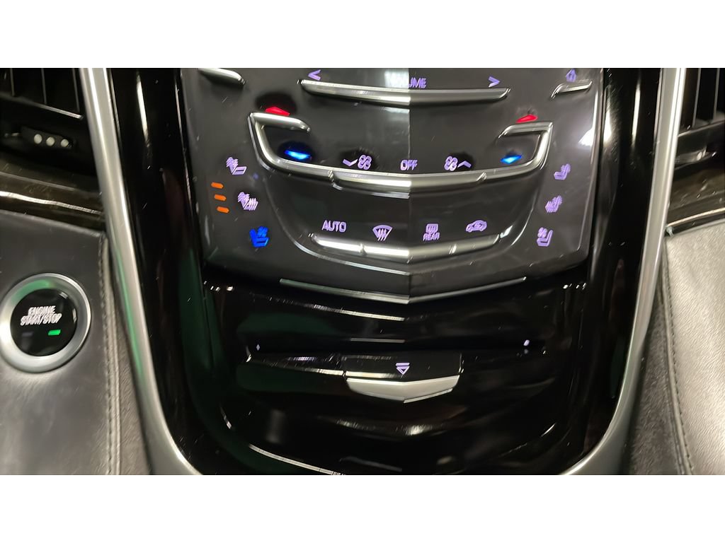 Used 2019 Cadillac Escalade Platinum AWD/4WD image 14