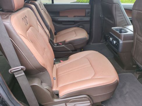Used 2022 Ford Expedition King Ranch image 21