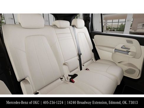 Used 2026 Mercedes-Benz GLB 250 image 5